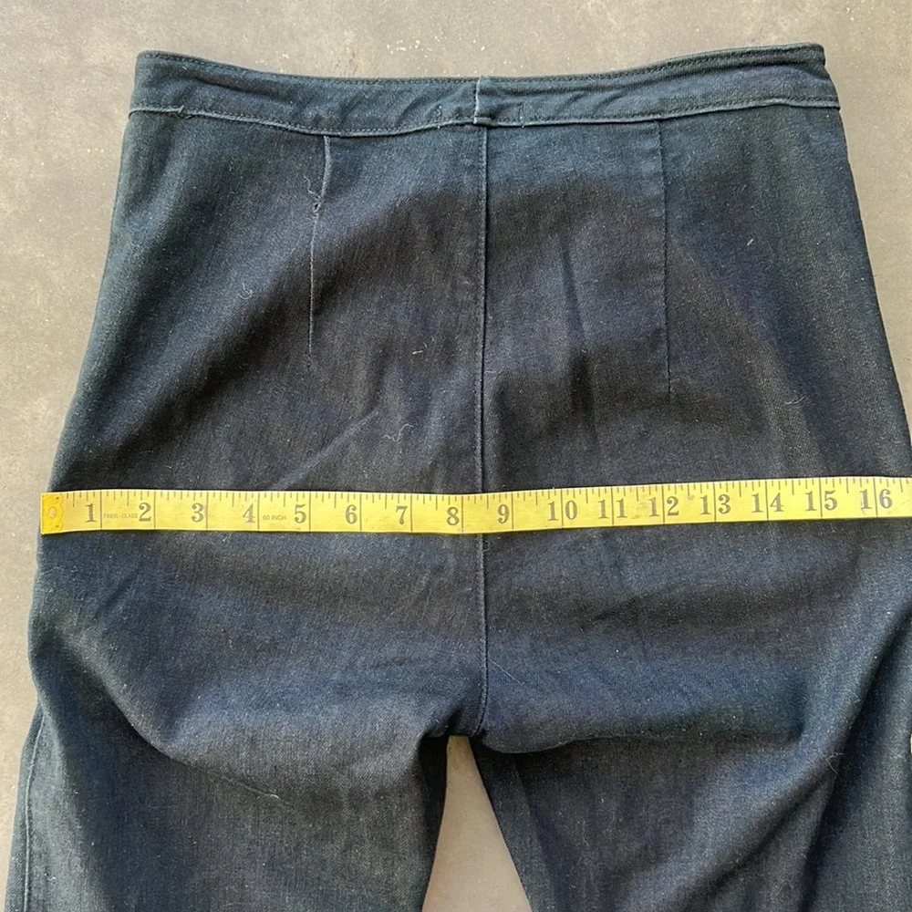 Dark soft denim. Straight leg, front pockets, no back pockets, no belt loops. - Picture 8 of 10